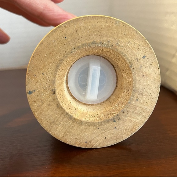 Wood and Ceramic Salt Shaker and Pepper Grinder Tomato and Chili Pepper Design - Picture 5 of 6